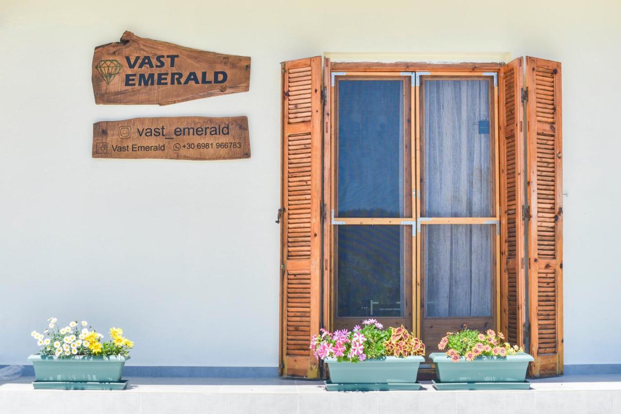 Vast Emerald, The Only House In Kavourotrypes Sarti Exteriör bild